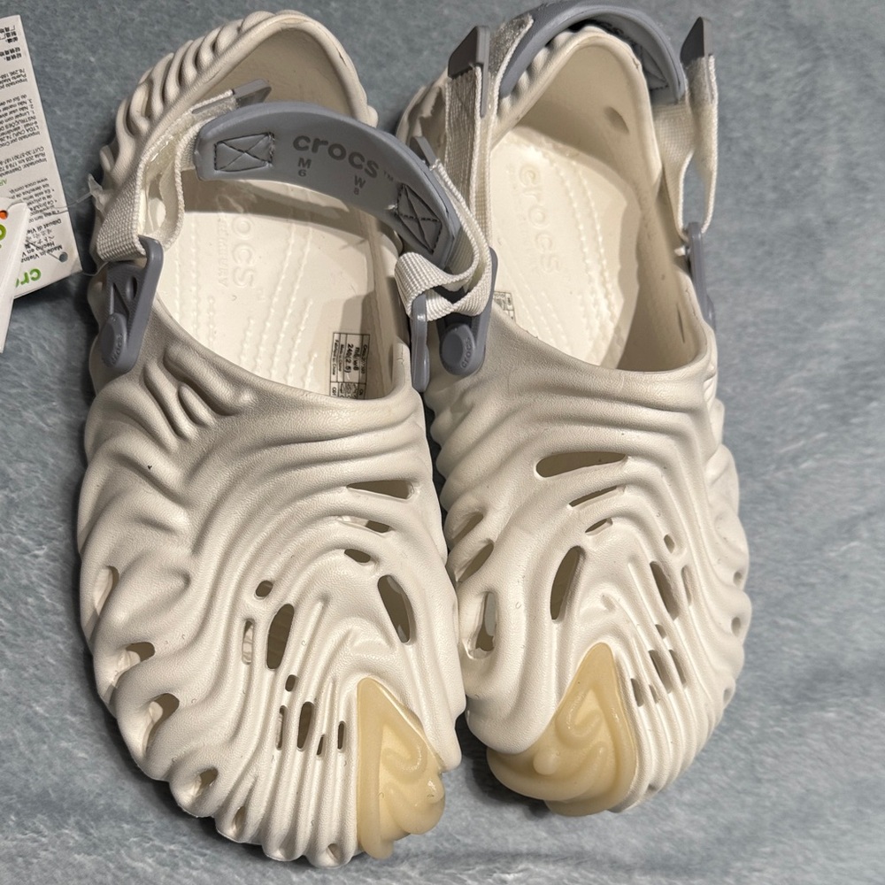 CROCS White and Cream Women's Slippers